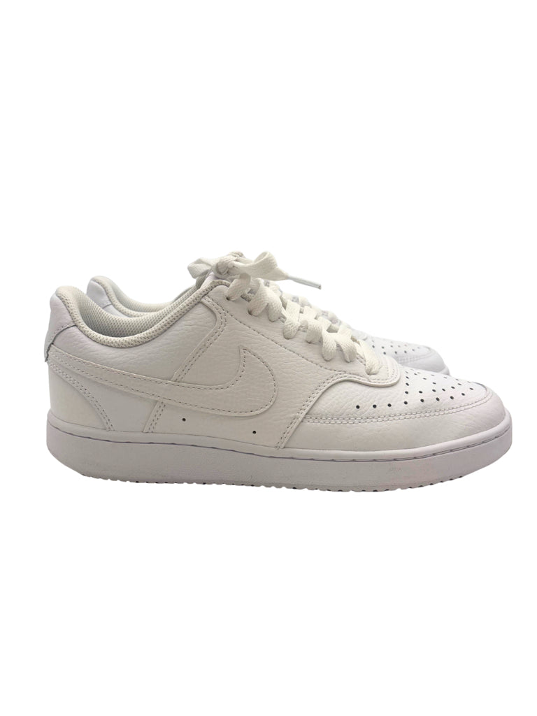 Nike Size 8 White Court Vision Lace Up Sneakers