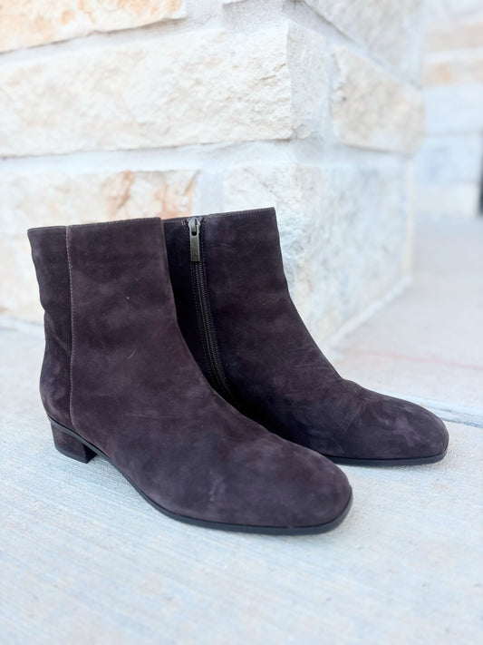 Aquatalia Size 9.5 Brown Boots