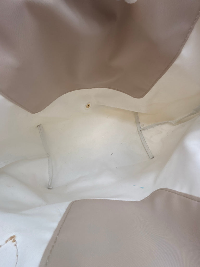 Longchamp Cream Le Pliage M Tote