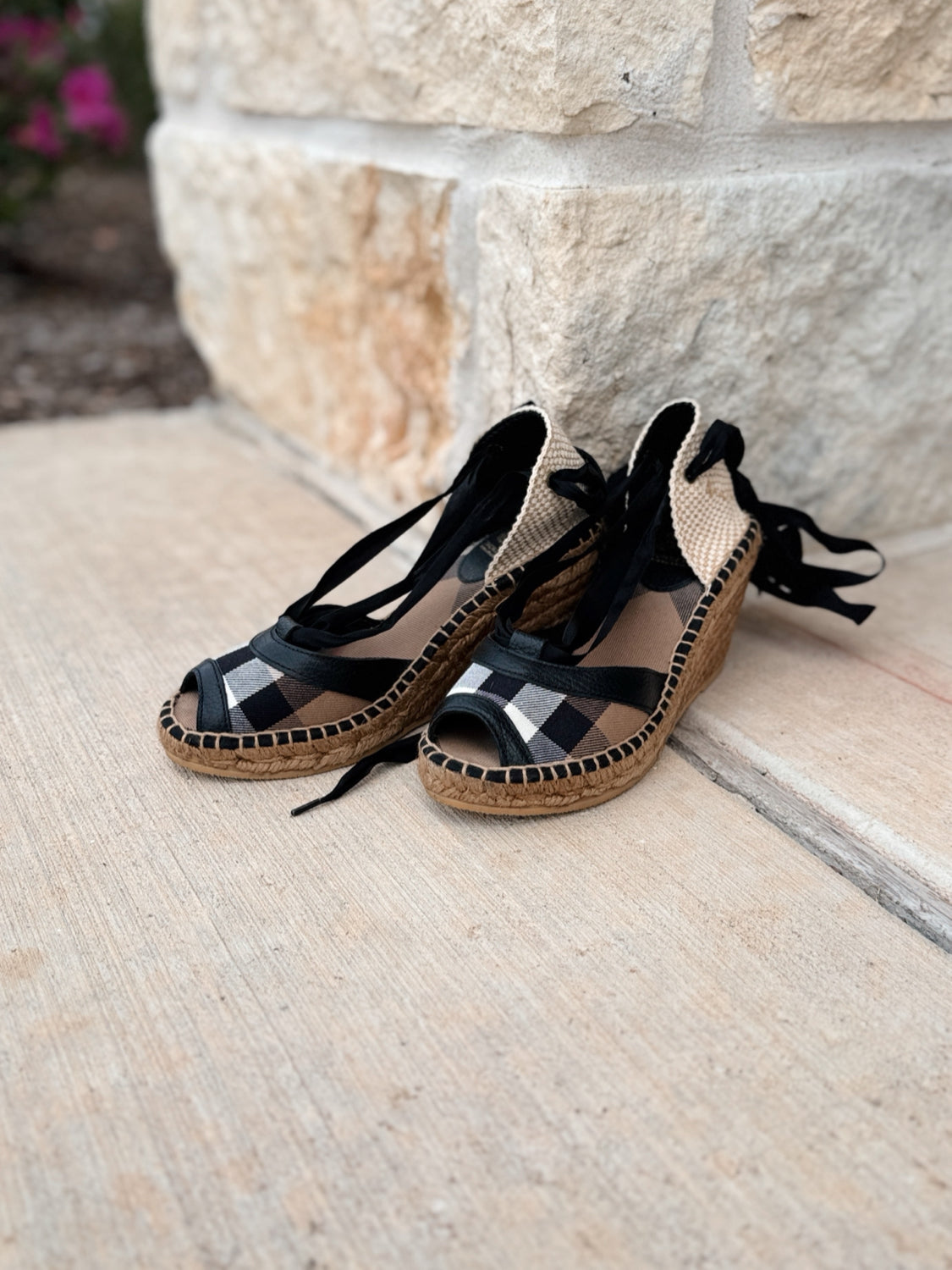 Burberry Size 37 Espadrille Wedges
