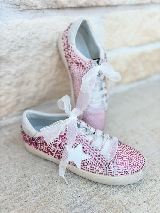 MiMi Size 7 Sneakers
