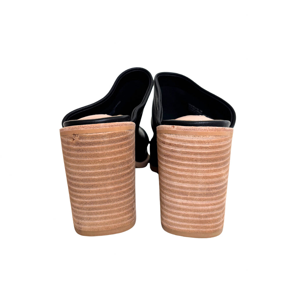 Steve Madden Size 7 Black Heel Sandal