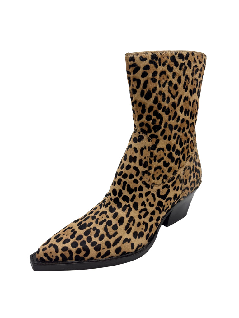 Dolce Vita Size 8 cheetah Boots