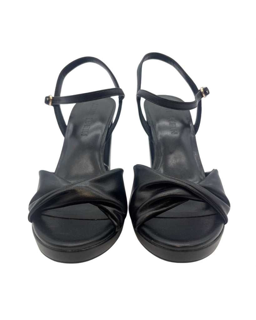 Anne Klein Size 8.5 Heels
