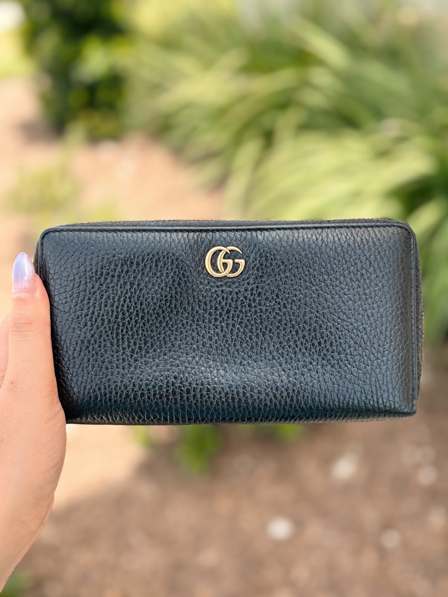 Gucci Pebble Leather Long Zippy Wallet