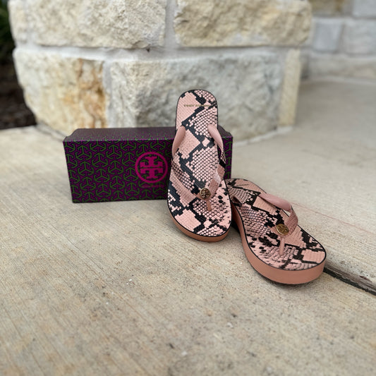 Tory Burch Size 10 Pink Thong Sandals