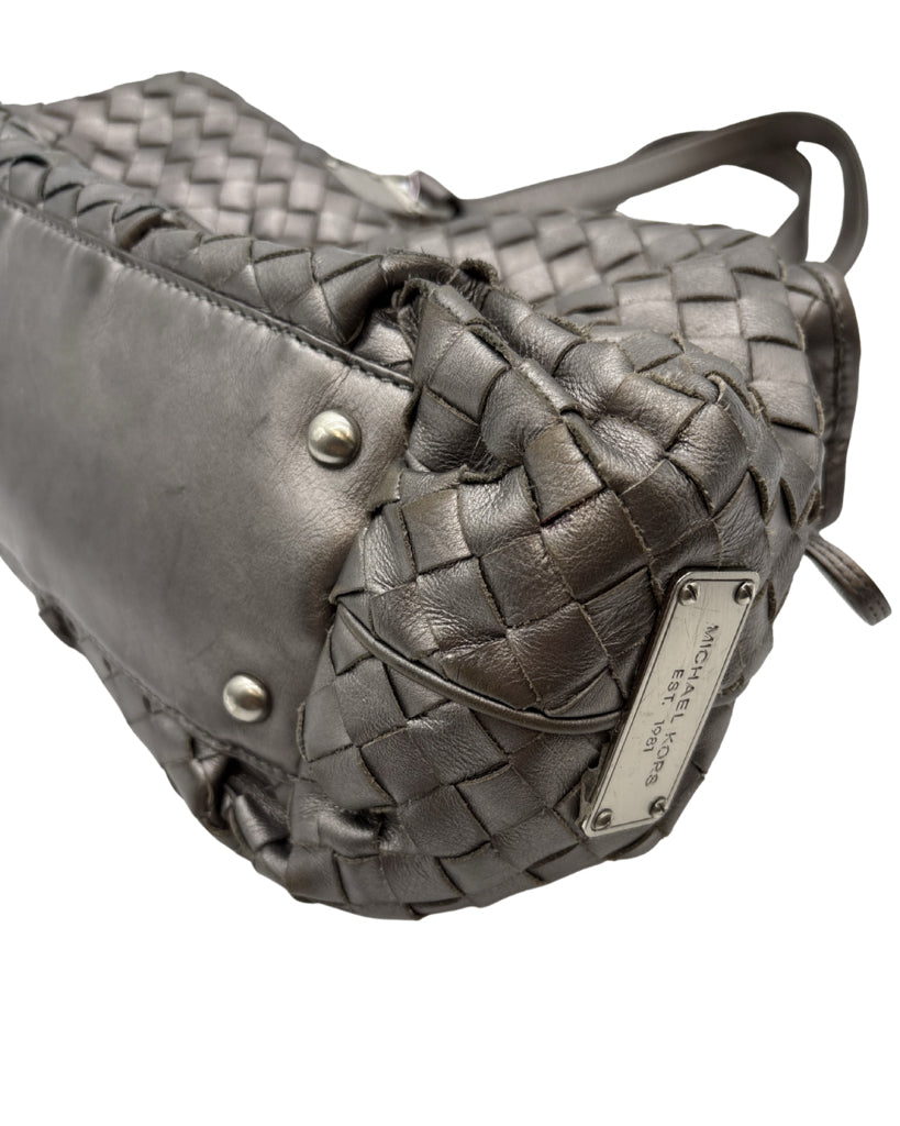 Michael Kors Silver Sholder Bag