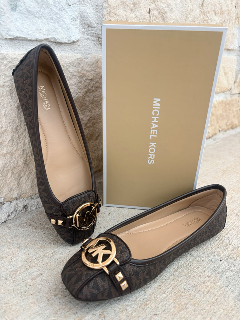 Michael Kors Size 7 Flats