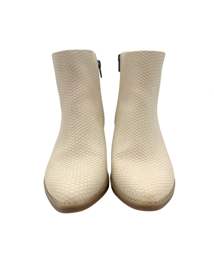 Universal Thread Size 8 Booties