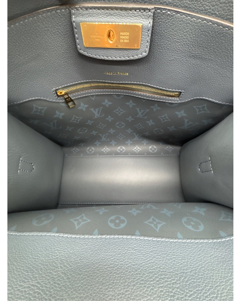 Louis Vuitton Blue Steamer MM