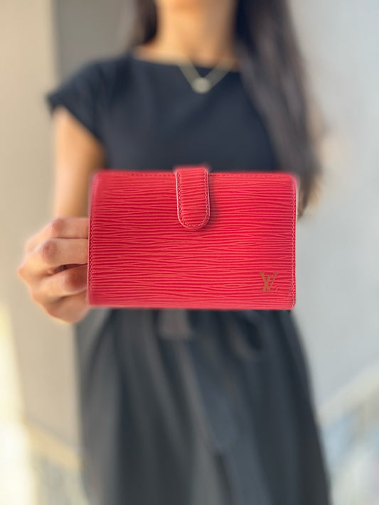 Louis Vuitton Epi Leather Veinnois
