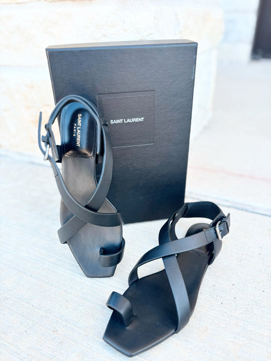 Yves Saint Laurent Size 41 Black Shoes