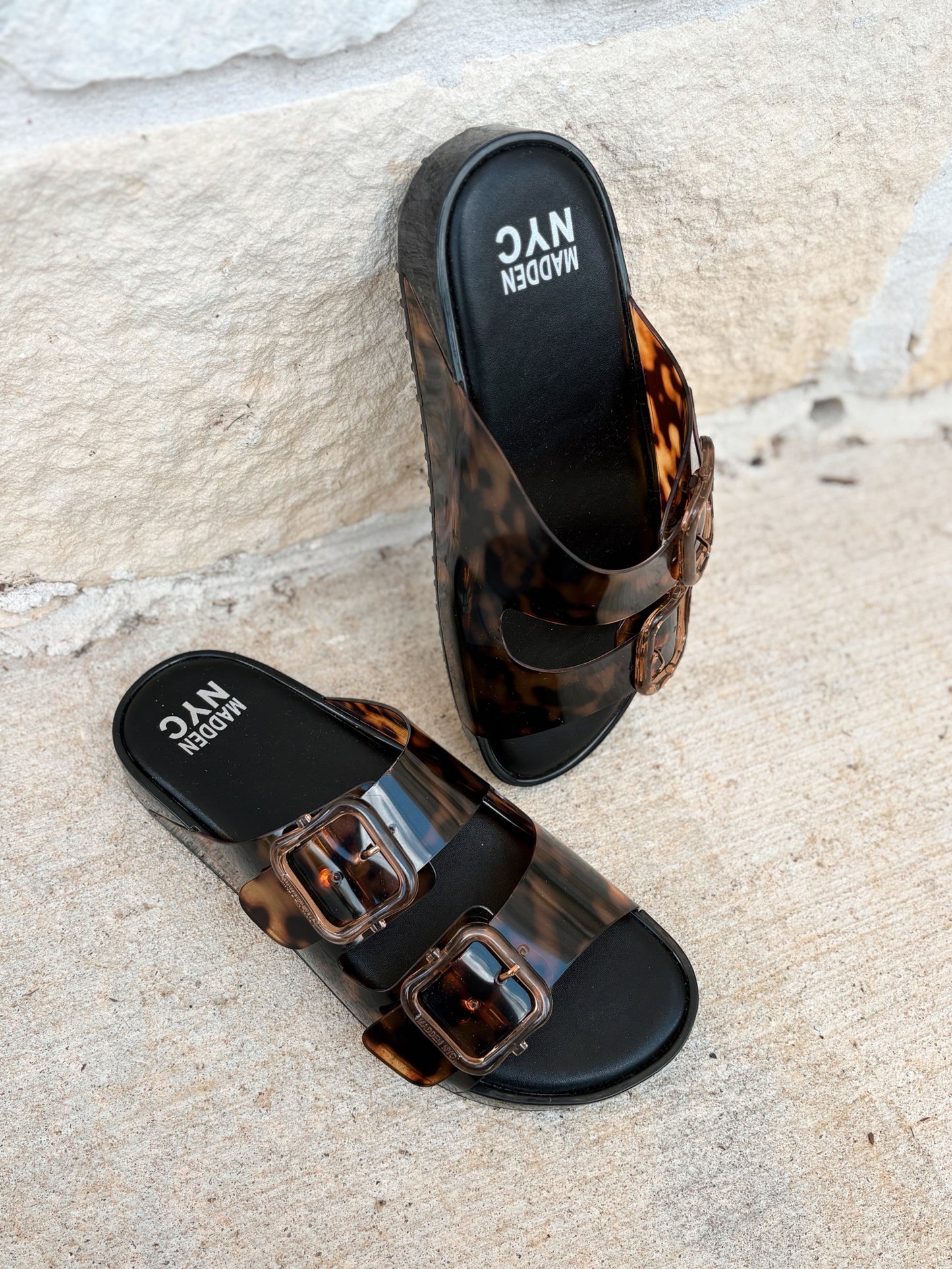 NYC Madden Size 7 Sandals