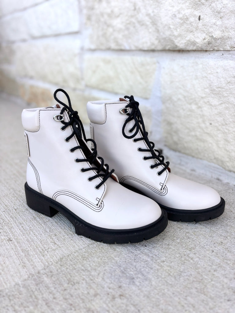 Coach Size 6.5 Ivory Shoes