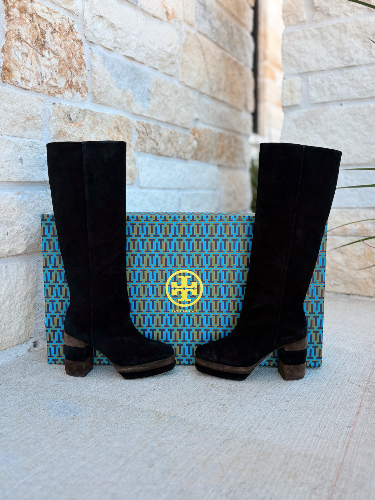 Tory Burch Size 39 (US 8.5)
