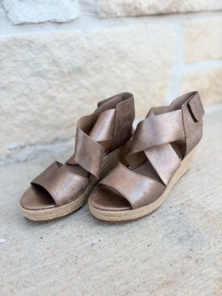 Eileen Fisher Size 7  Wedges
