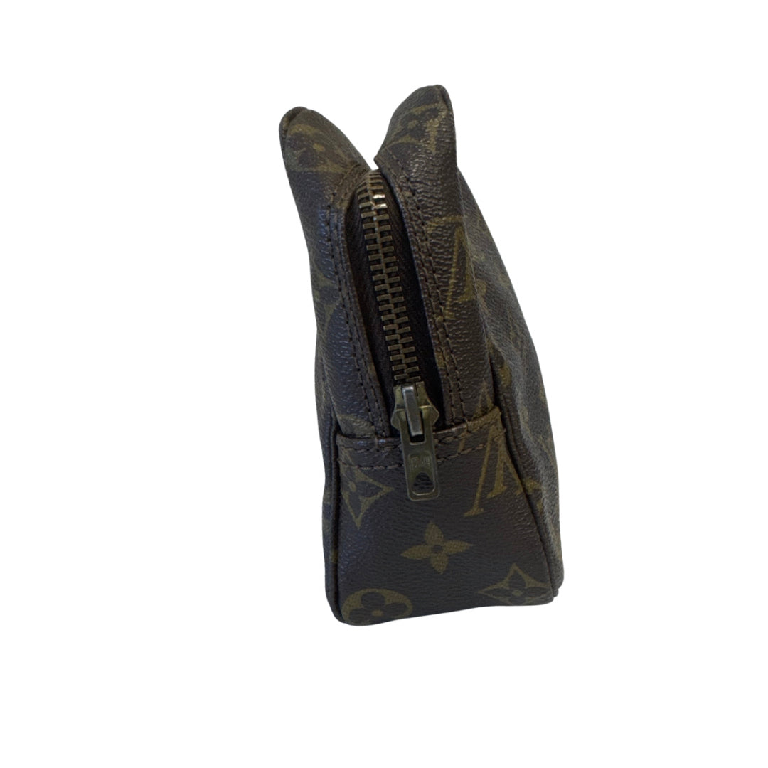 Louis Vuitton Trousse Toilette 23