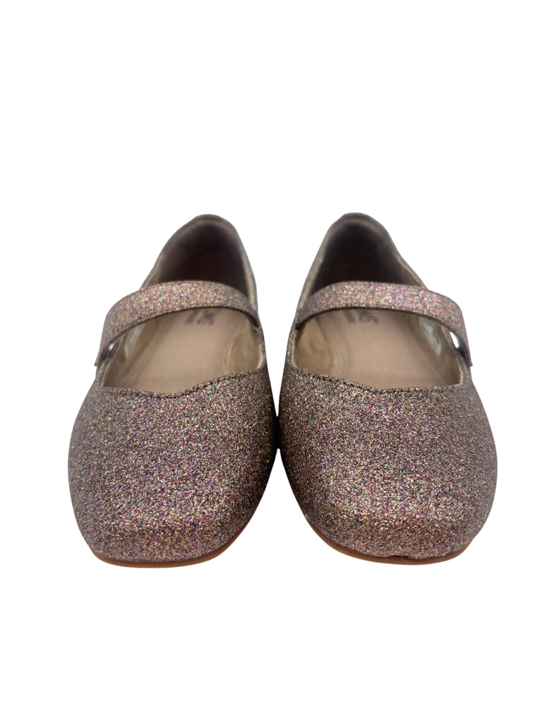 Toms Size 6.5 Pink Shoes