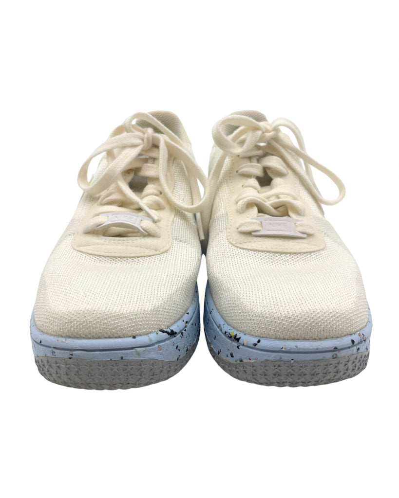 Nike Size 8 White Shoes