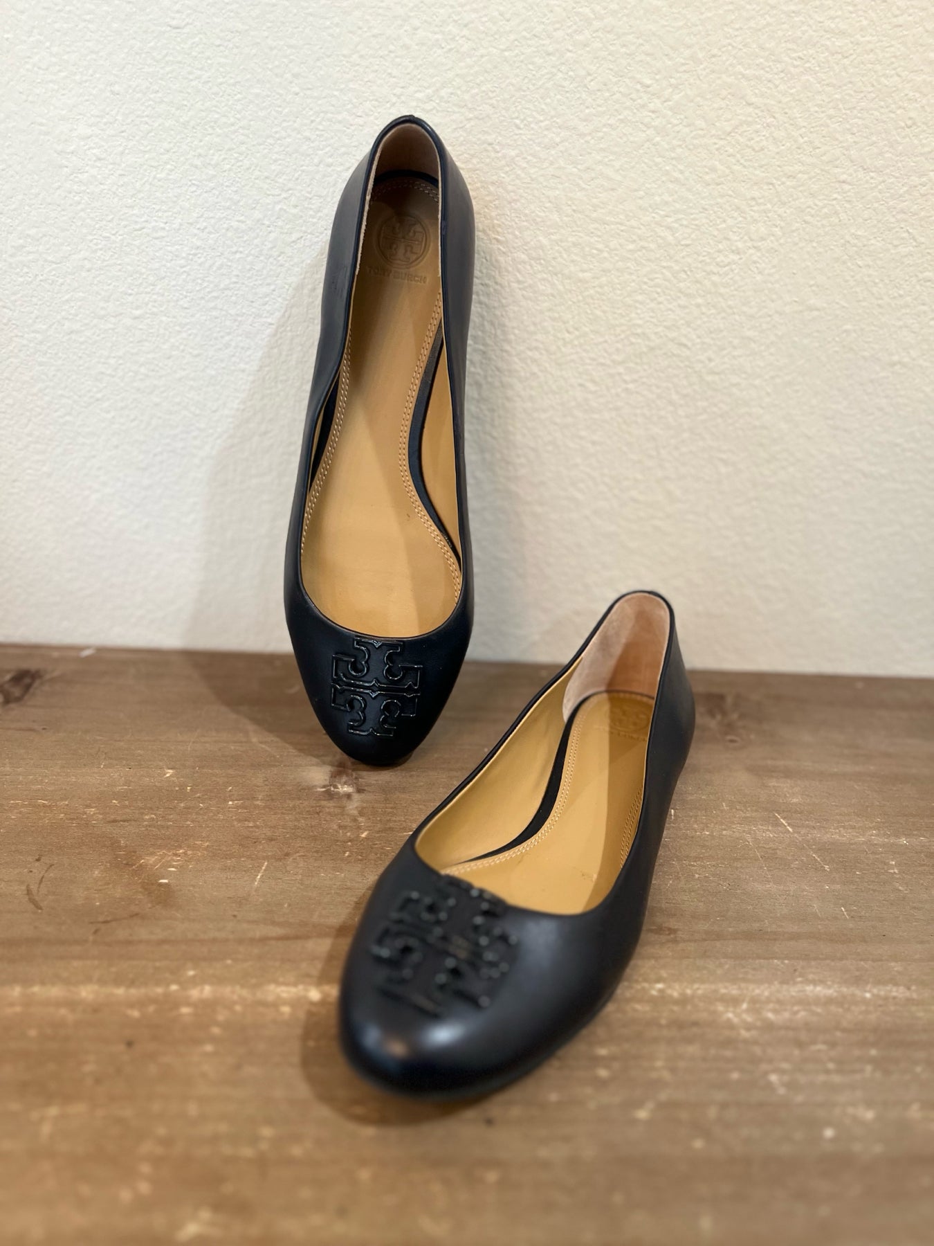 Tory Burch Size 11 Navy Flats