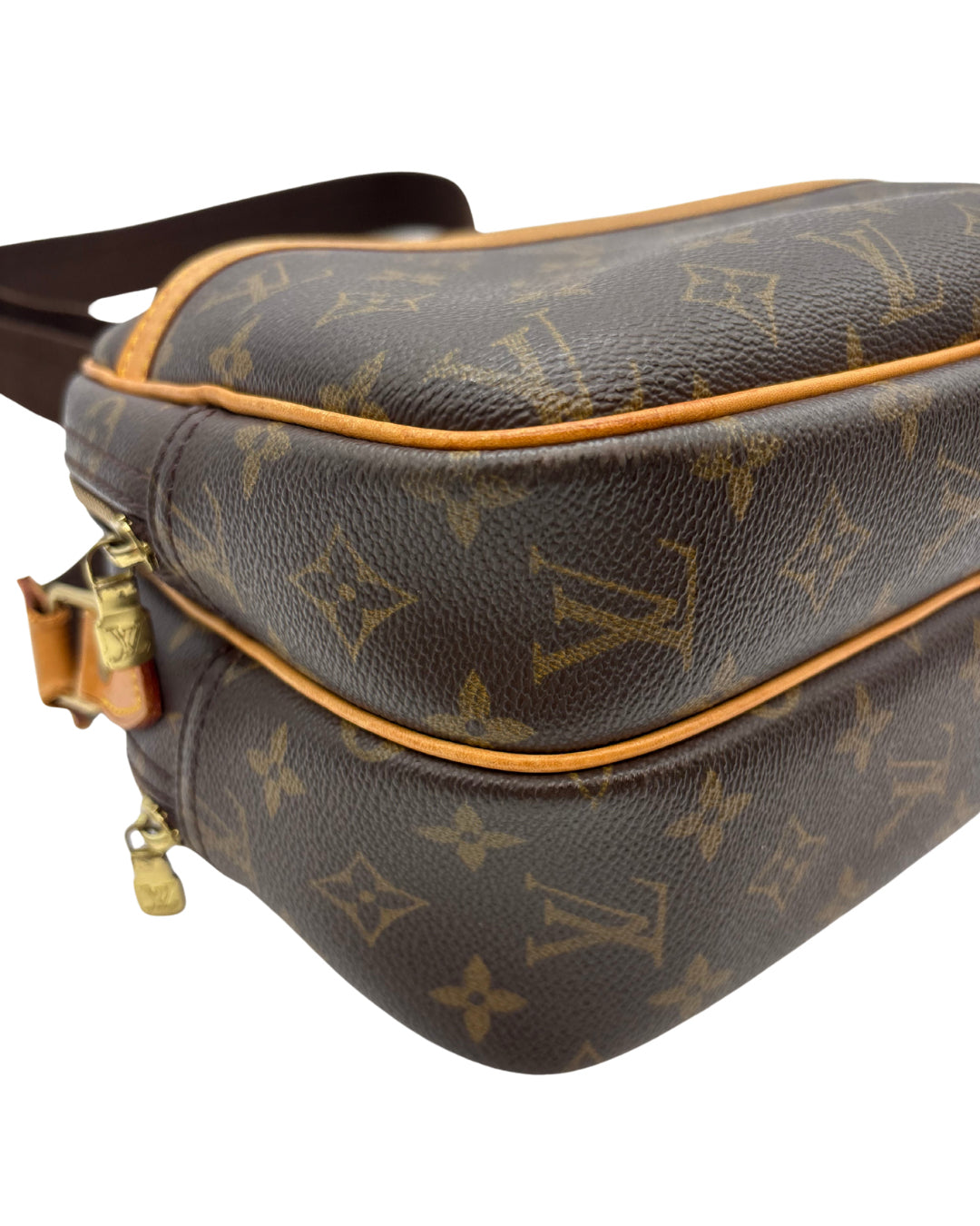 Louis Vuitton Reporter