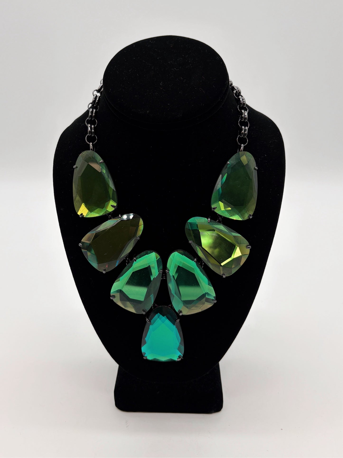 Brand Kendra Scott Necklace