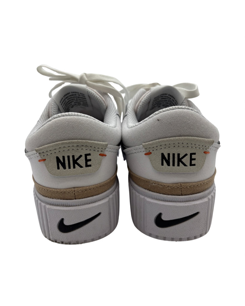 Nike Size 7 Sneakers
