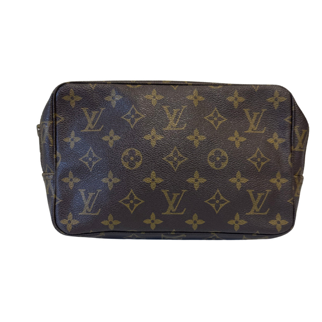 Louis Vuitton Trousse Toilette 23