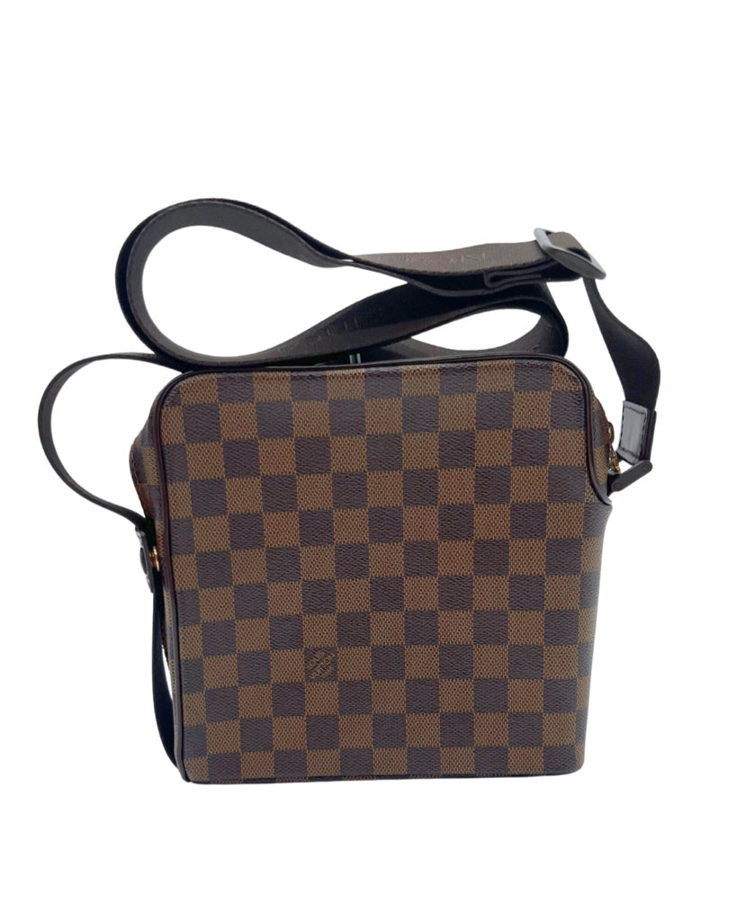 Louis Vuitton Navigilo Messenger Bag