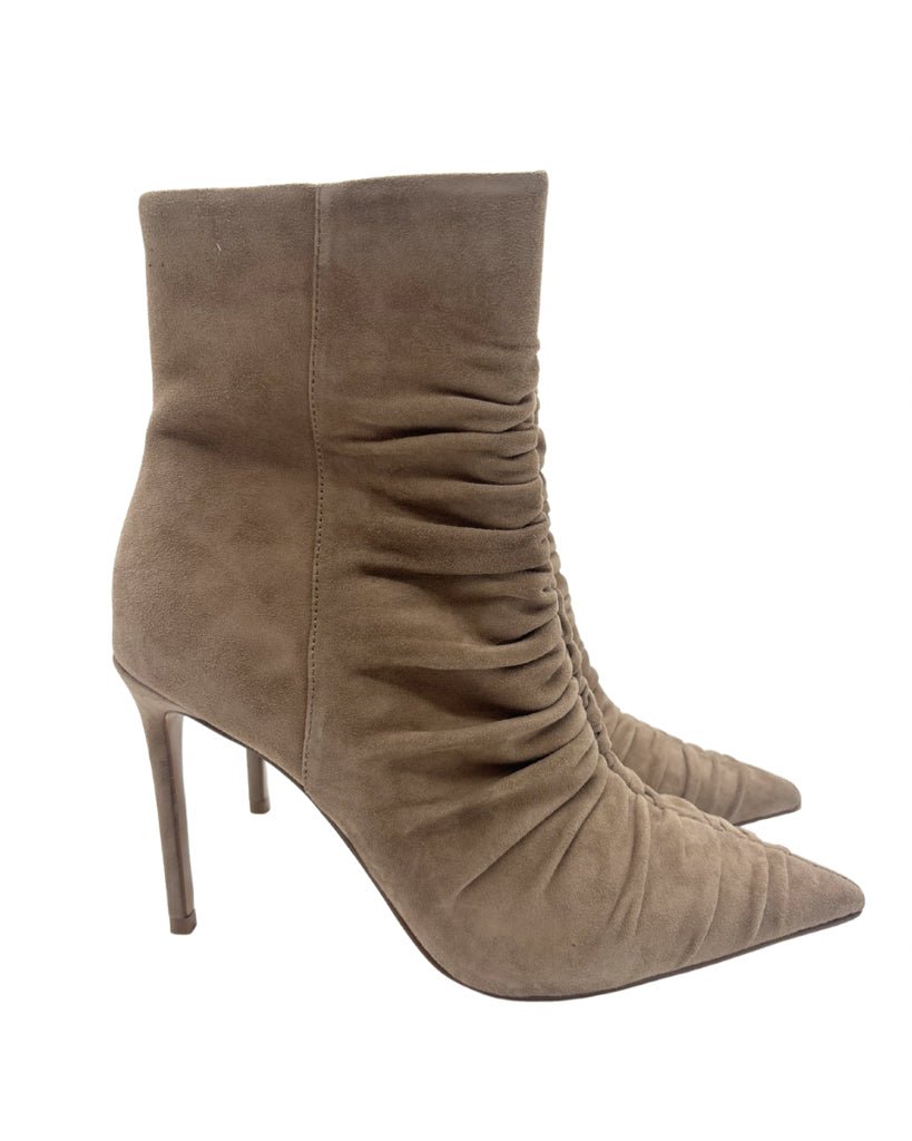 Steve Madden Size 9 Booties