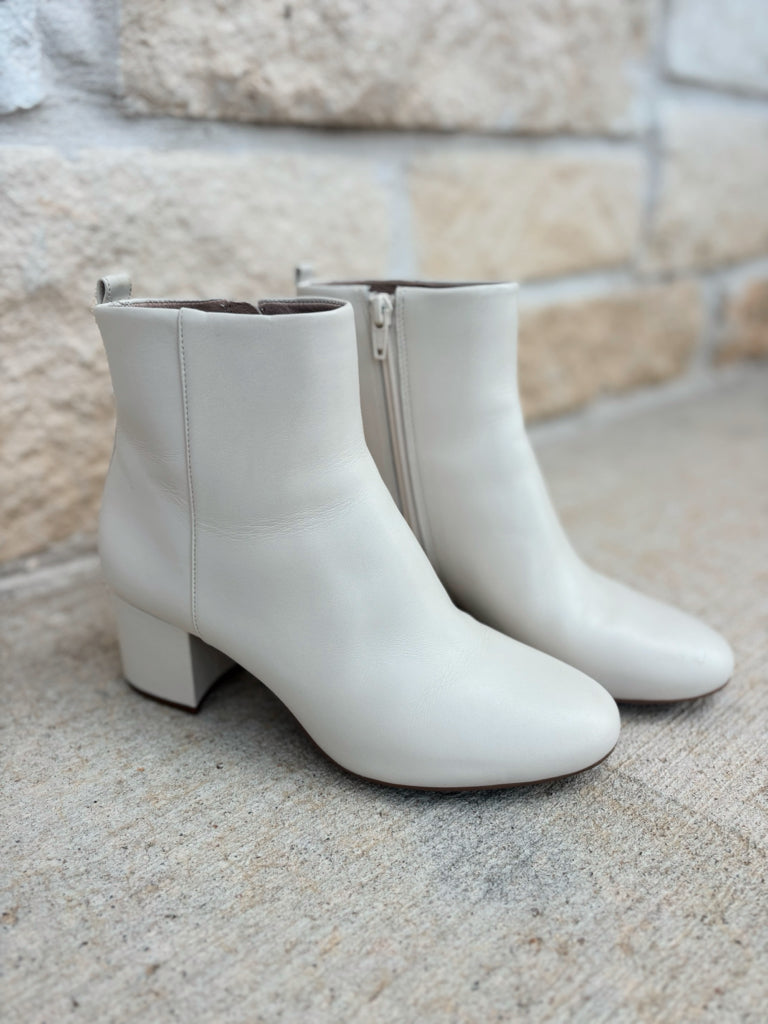 Giani Bini Size 6.5 Booties