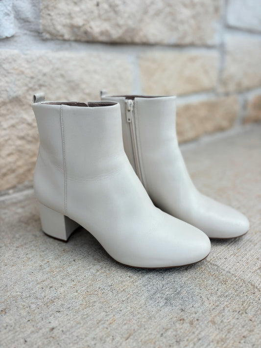 Giani Bini Size 6.5 Booties