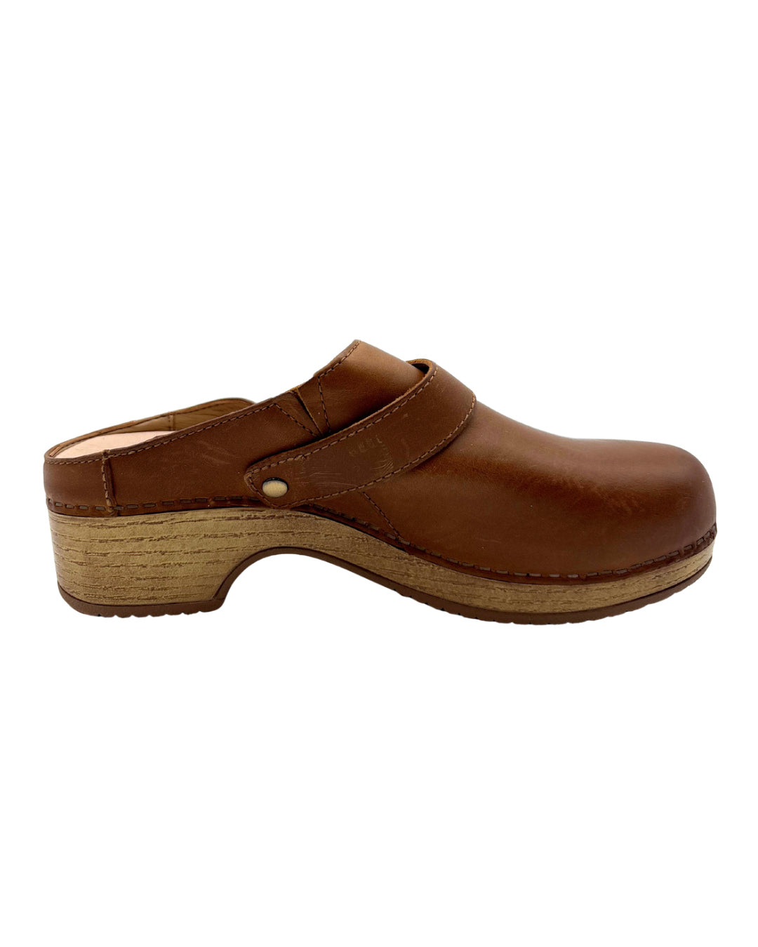 Danskin Size 37 Clogs