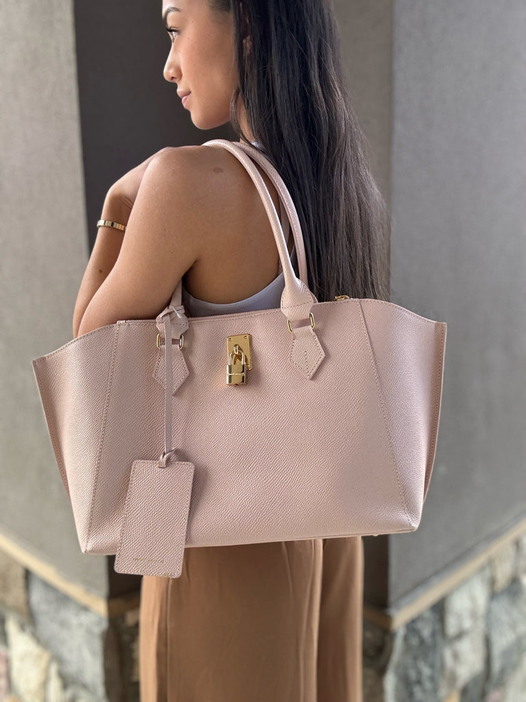 Samantha Thavasa Pink Tote Bag