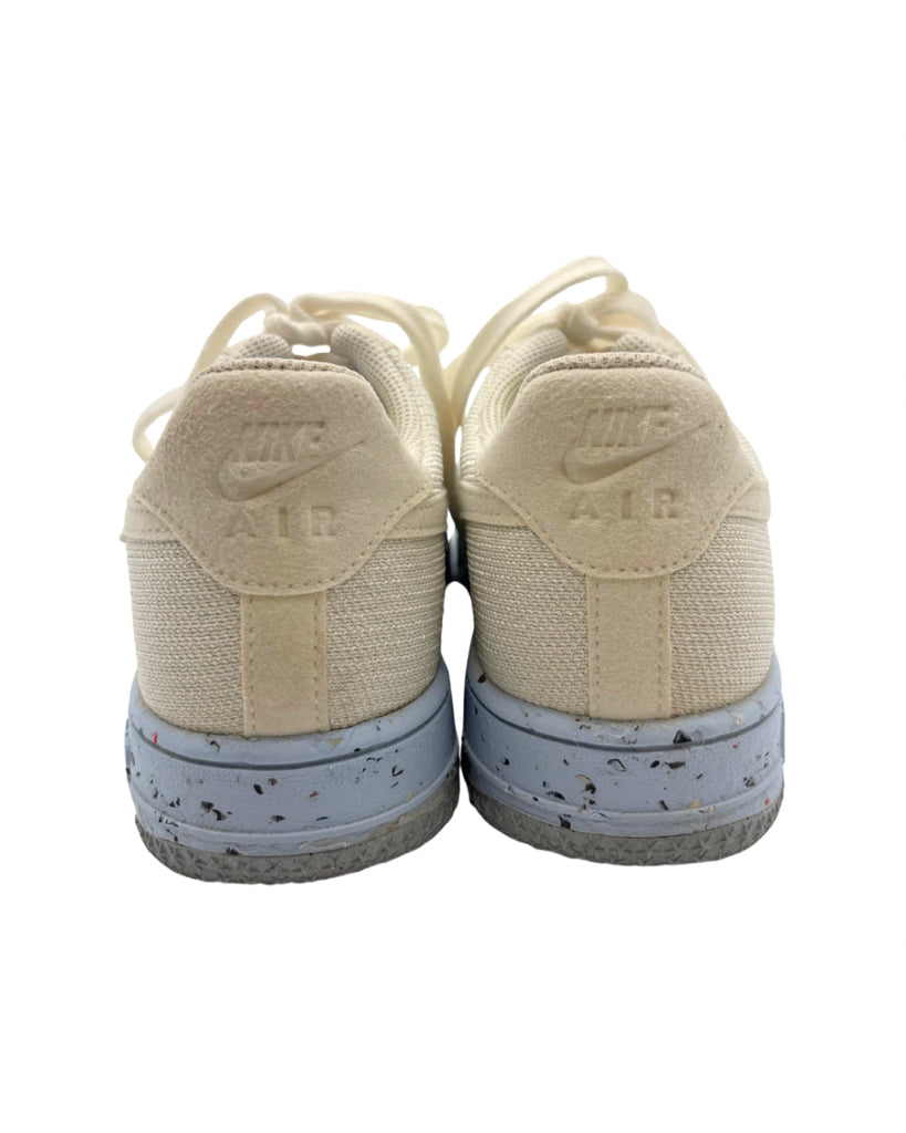 Nike Size 8 White Shoes