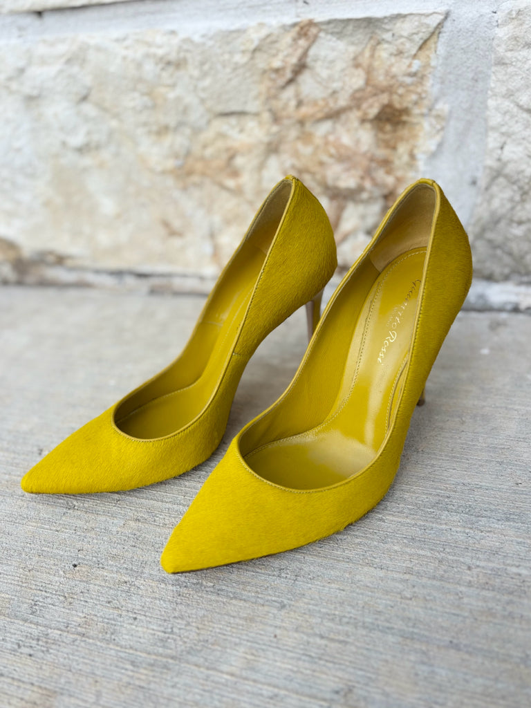 Gianvito Rossi Size 38.5 Heels