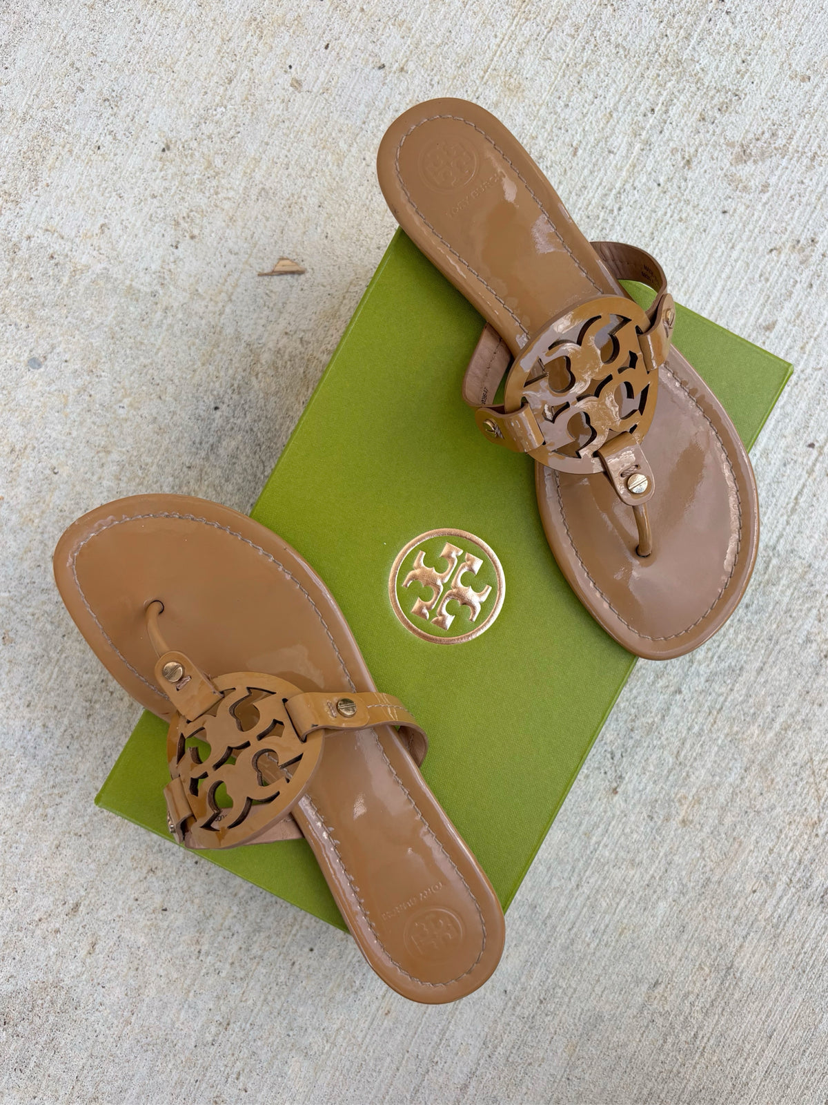 Tory Burch Size 8.5 Sandals