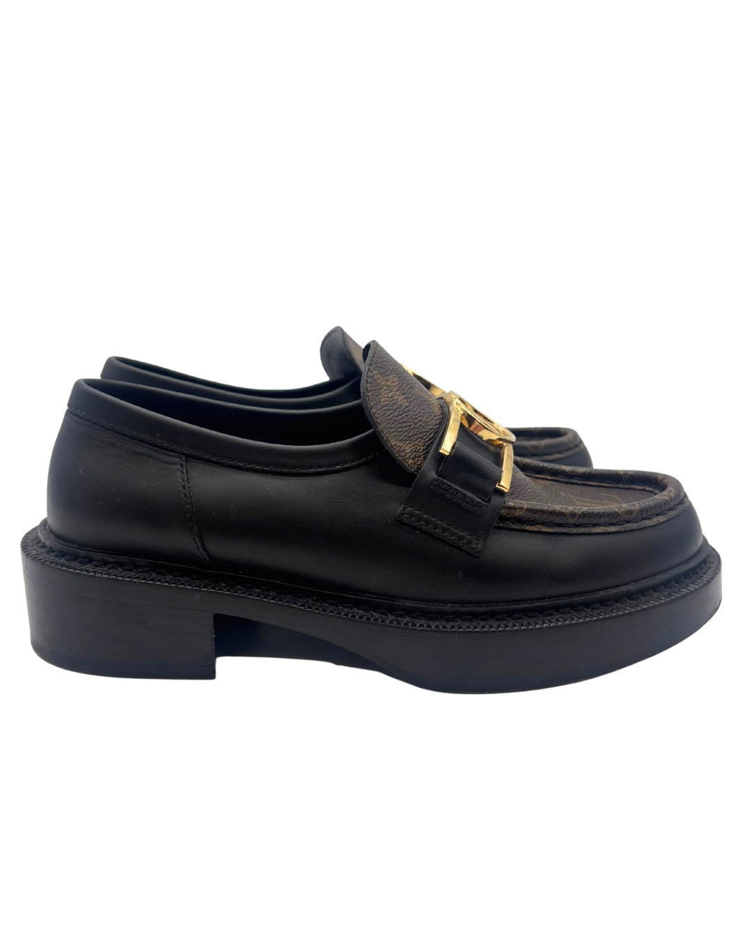 Louis Vuitton Size 37 (US 6.5) Academy Loafers