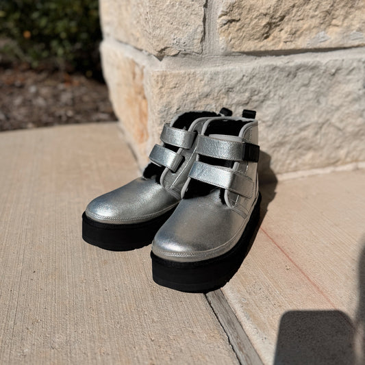 UGG Size 6 Platform Boots